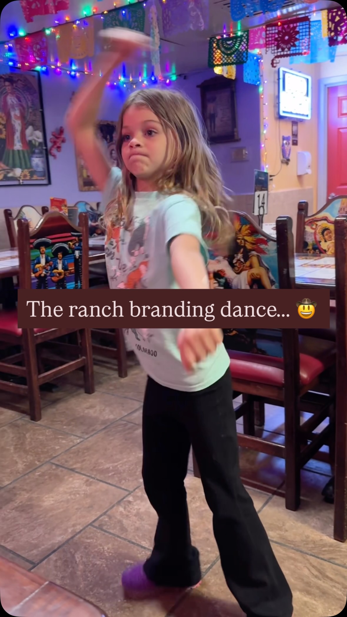 Anyone who has ever branded knows all the moves 🤣 
Leave it to Oakley @tymurraypbr to make up a branding dance. 
And yes this is what it’s like to go to dinner with Oakley! 
#cowgirl #cowgirldance #western #ranch #rodeo